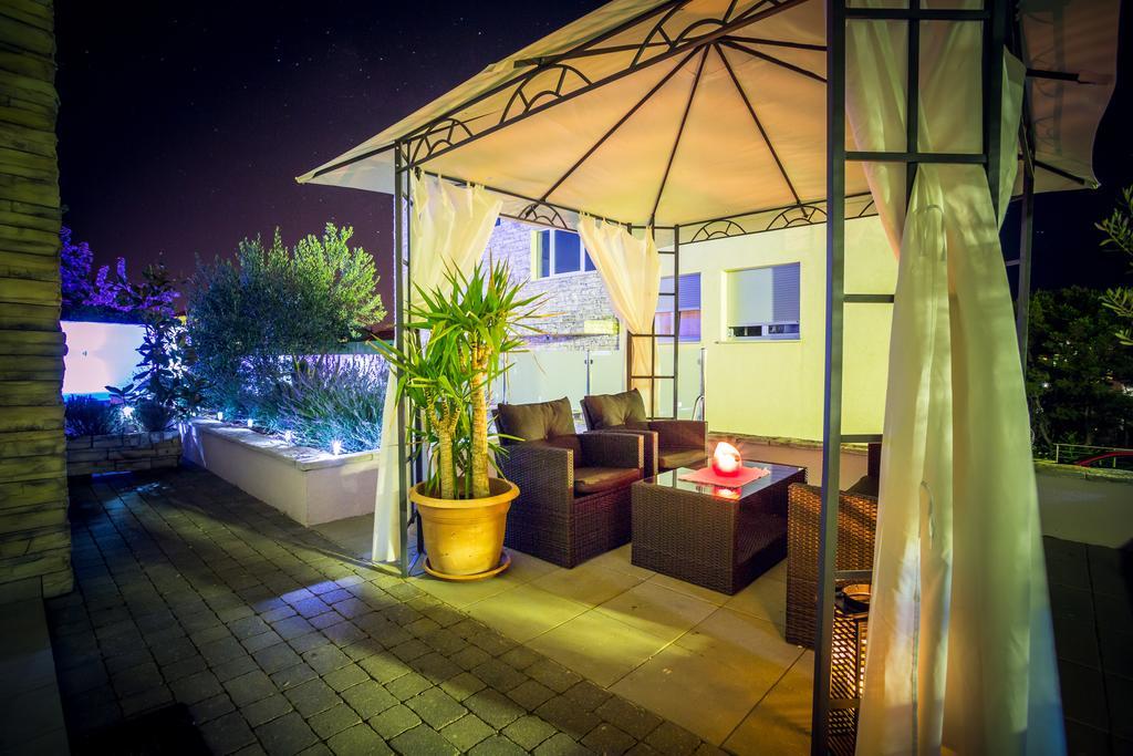 Apartment Falcon สตารีกราด ห้อง รูปภาพ