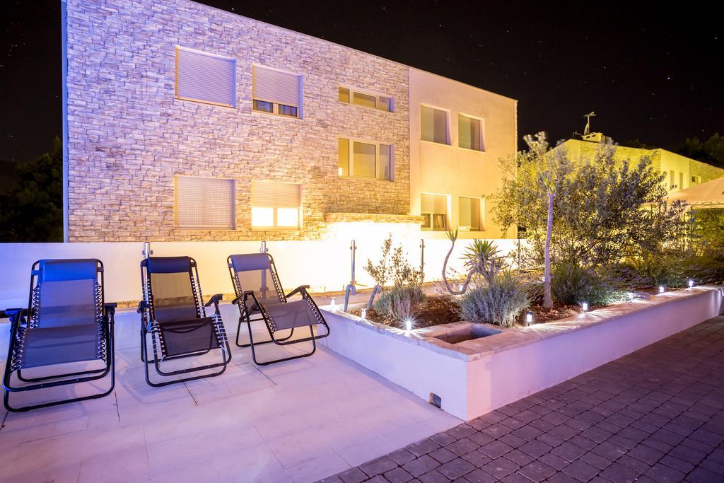 Apartment Falcon สตารีกราด ห้อง รูปภาพ