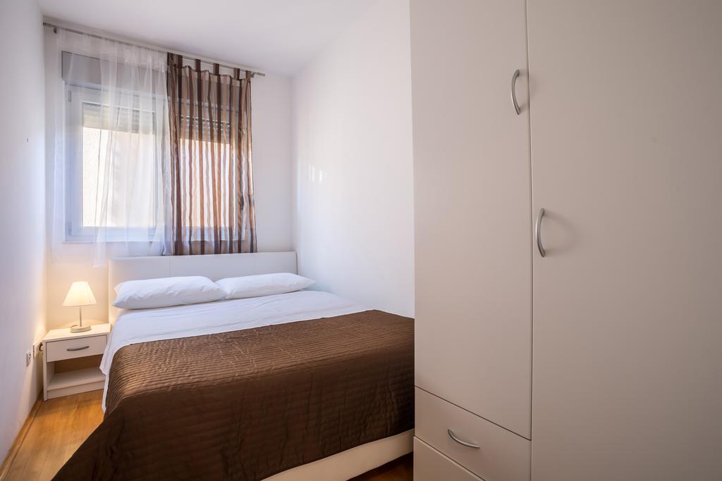 Apartment Falcon สตารีกราด ห้อง รูปภาพ